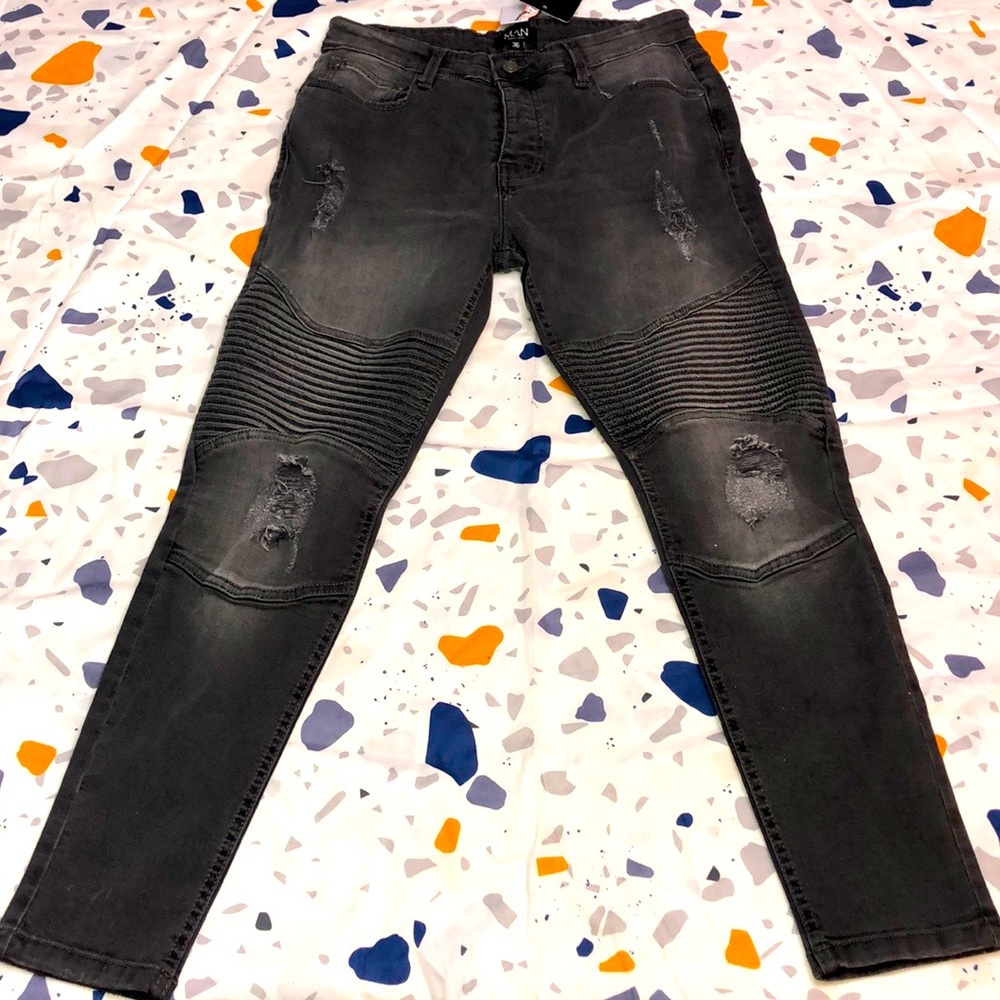 Dark Grey Skinny Jeans!!